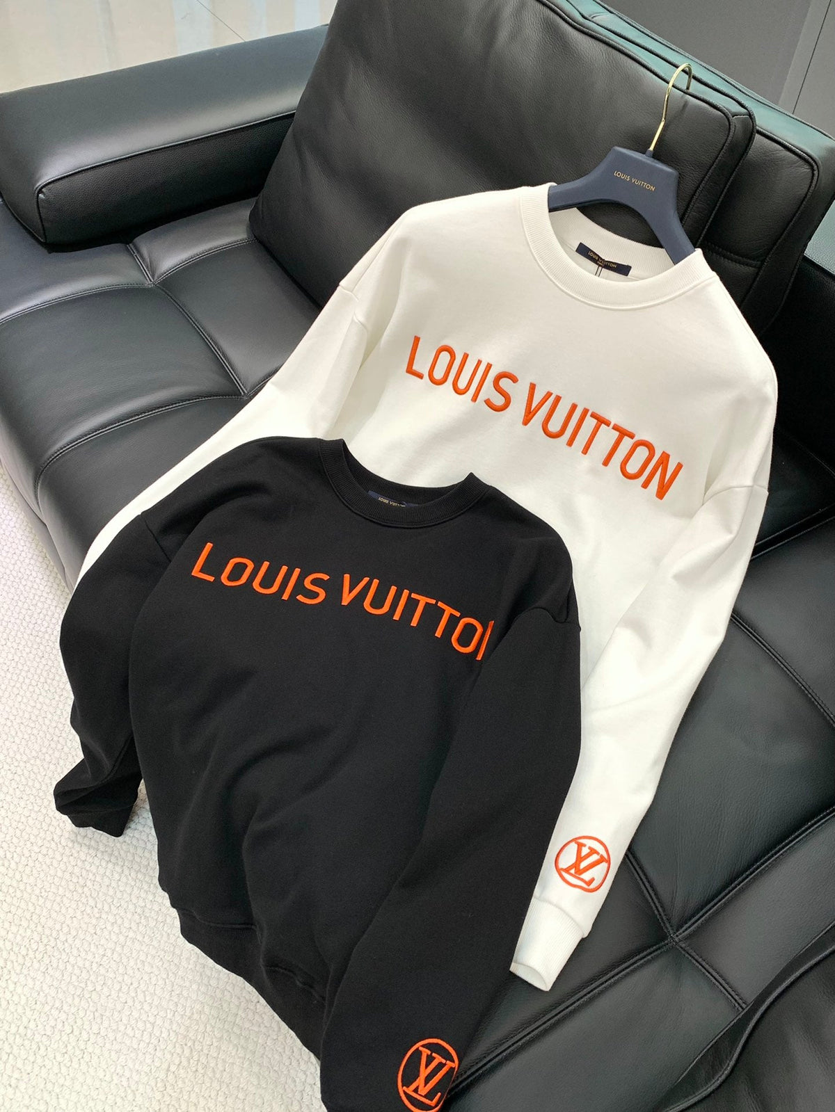 Fashion casual round neck long sleeve sweatshirt 0424110406