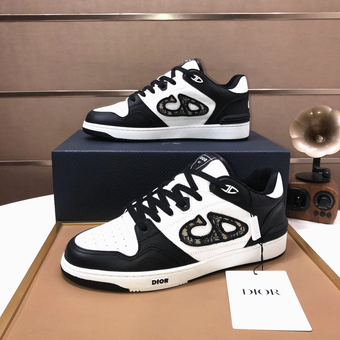 25 Luxury D Brand Casual Sneakers 0425102205